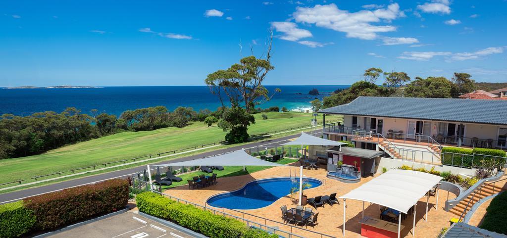 Amooran Oceanside Apartments And Motel Narooma Exterior photo